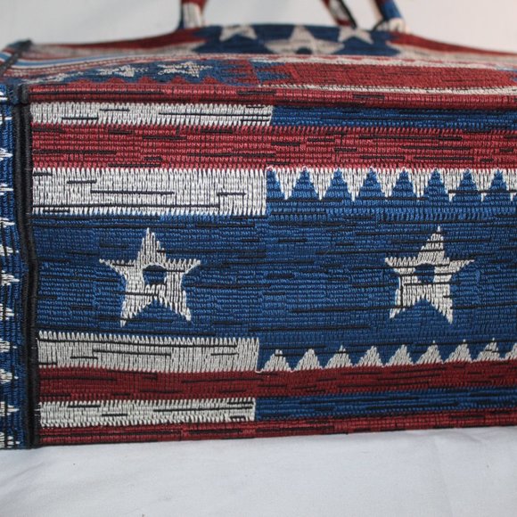 CHRISTIAN DIOR Canvas Embroidered Exclusive US Book Tote Red White Blue - Picture 9 of 12